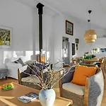 Cozy Home In Hornbaek With Wifi